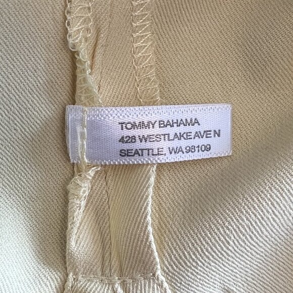 Yellow Tommy Bahama Short Sleeve 100% Silk Shirt! - Picture 8 of 16